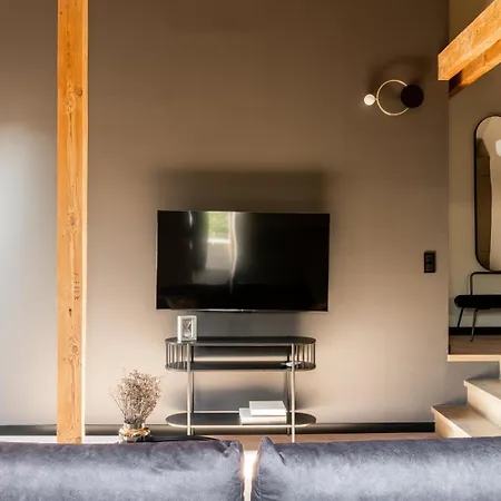 Old House Casino Koszarowa 1 *