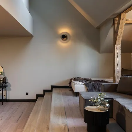 Apartment Old House Casino Koszarowa 1 Breslau