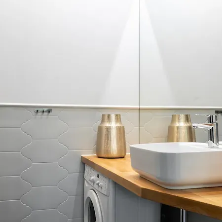 Old House Casino Koszarowa 1 * ヴロツワフ