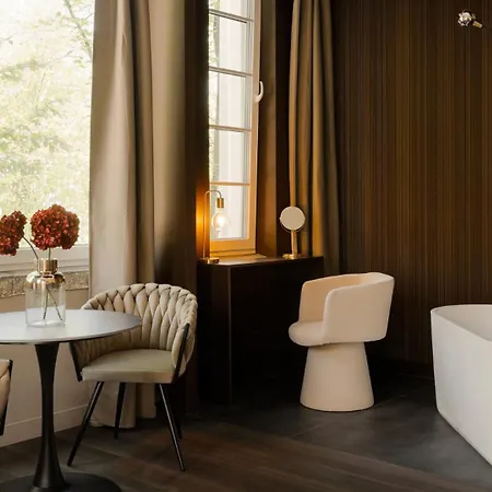 Old House Casino Koszarowa 1 弗罗茨瓦夫