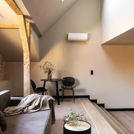 Old House Casino Koszarowa 1 公寓 *