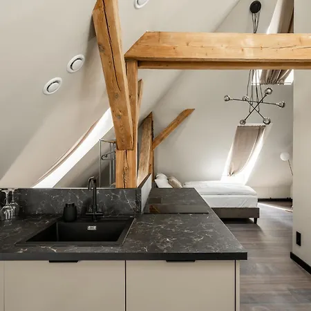 アパート Old House Casino Koszarowa 1 ヴロツワフ