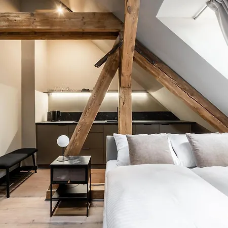 Old House Casino Koszarowa 1 *