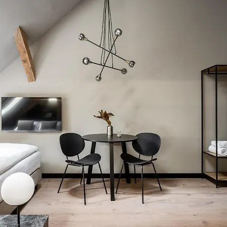 Old House Casino Koszarowa 1 * ヴロツワフ