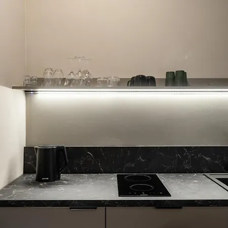 Old House Casino Koszarowa 1 アパート ヴロツワフ