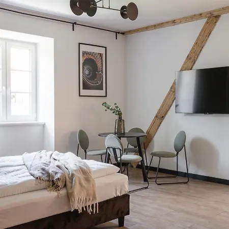 Old House Casino Koszarowa 1 * ヴロツワフ