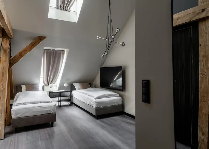 Old House Casino Koszarowa 1 Vratislav